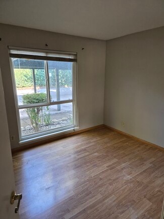 1036 Oak Grove Rd Unit 33, Concord, CA 94518