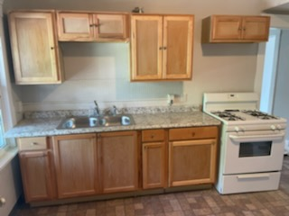 969 Nathaniel Rd Unit 2, Cleveland, OH 44110