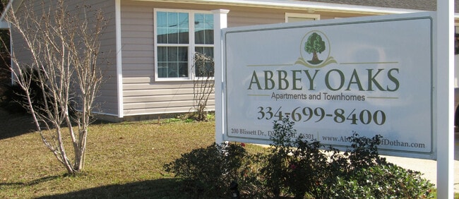Abbey Oaks Apartments, Dothan, AL 36301 - photo 2