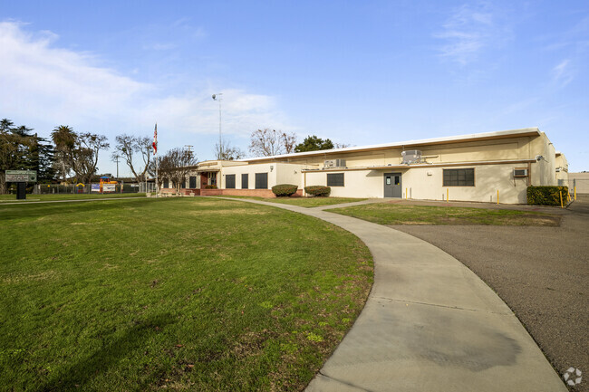 Manteca Community Day School is clearly defined expectations for academic goals in Manteca.