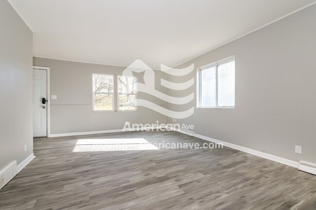 4523 Curtis Ave, Omaha, NE 68104 - photo 4