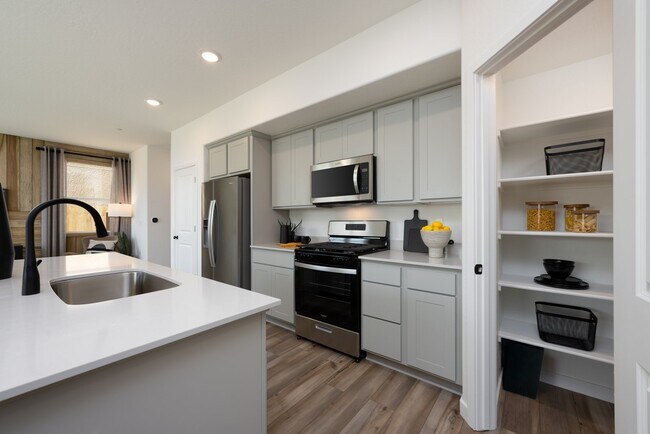 6265 W Austin Way unit 36581671, Fresno, CA 93723 - photo 7