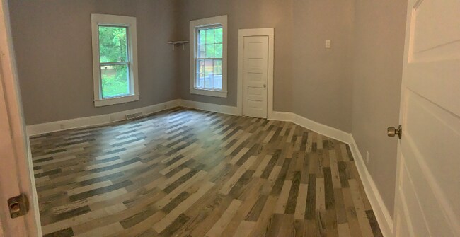 106 Brawley St, Chester, SC 29706 - photo 6