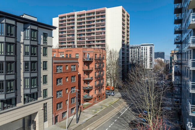 Clay & Tiffany, Portland, OR 97201 - photo 4