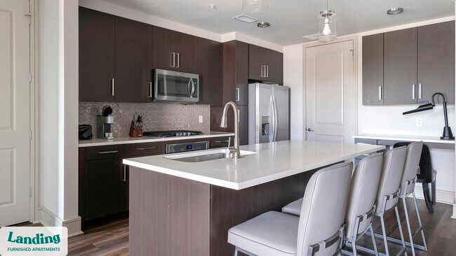 1414 Wood Hollow Dr unit 1-329, Houston, TX 77057 - photo 5