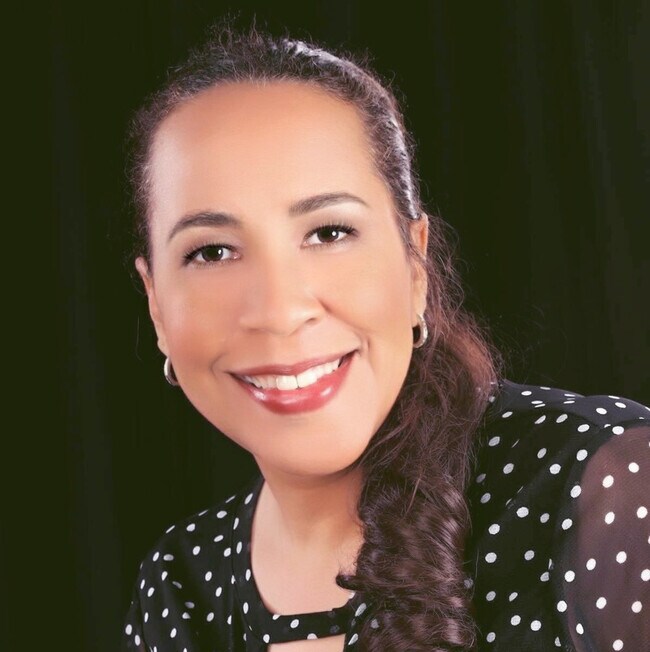 Felicia Lopez-Hinson