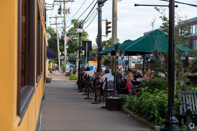 Enjoy dining with the indoor-outdoor vibes at Town Tavern in East Arlington.