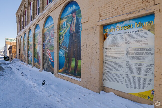 Main Street mural celebrates heritage in Sauk Centre.