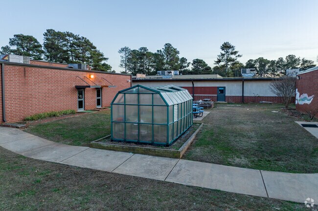 McEver Elementary School features a greenhouse on campus.