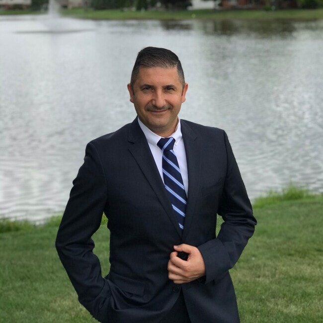 Agent Photo
