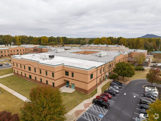 West Forsyth High School has a Reading Proficiency
71%.