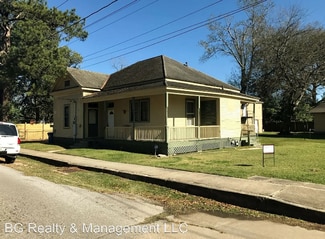 411 Gordon St, Lafayette, LA 70501