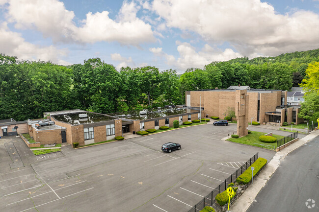 Bais Yaakov of Waterbury High School at 66 Buckingham St, Waterbury, CT 06710.
