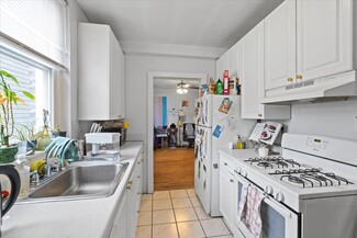 6418 N Newgard Ave Unit 1E, Chicago, IL 60626