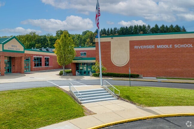 Riverside Middle School has a 14 to 1 student-teacher ratio in North Sewickley.