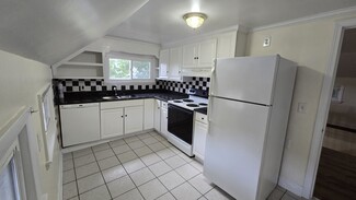 77 Hartford St Unit 1, Newton, MA 02461