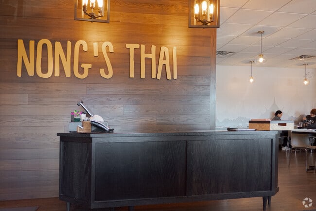 Winnetka Hills locals can have a delicious meal at Nong's Thai on Hillsboro Ave.