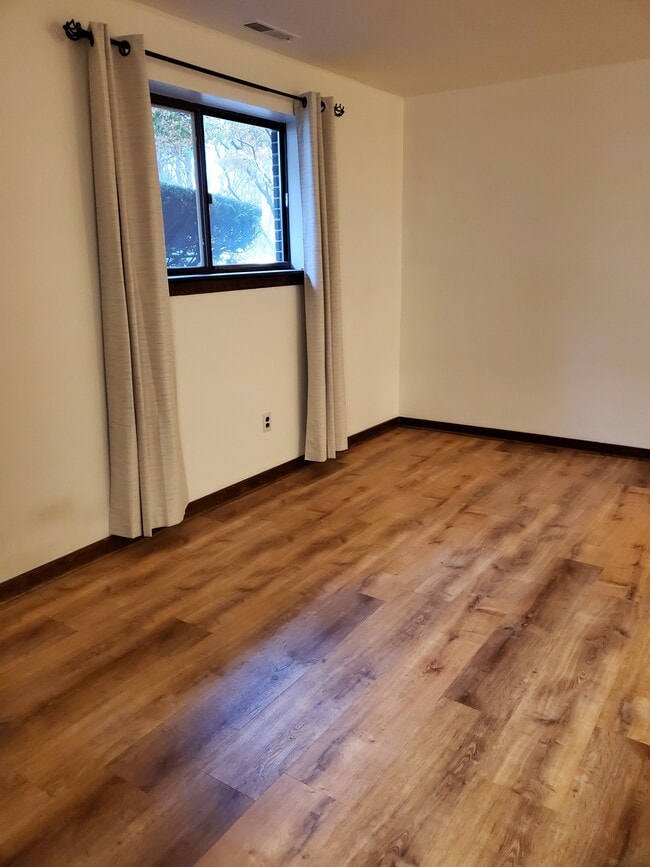 71 Aiken St unit B3, Norwalk, CT 06851 - photo 7