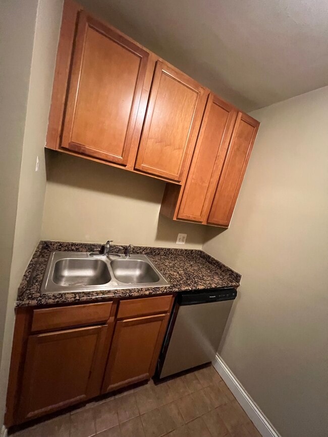 15 E Kirby St unit 324, Detroit, MI 48202 - photo 3