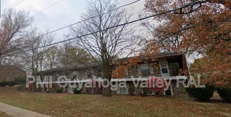 1566 Coventry St Unit 4, Akron, OH 44301