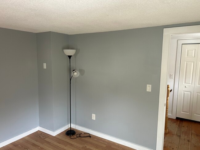 392 Back Ashuelot Rd, Winchester, NH 03470 - photo 5