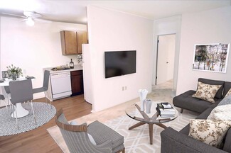 1097 Varsity E, Bowling Green, OH 43402
