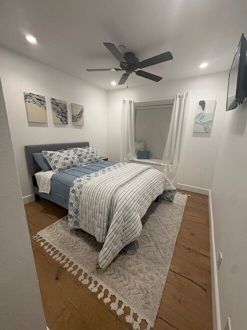 Bedroom with built in Closet Organizer, Window Seat w/ Storage