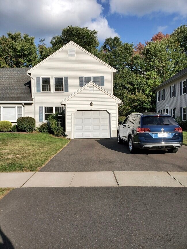 61 Deer Run Trail, Manchester, CT 06042