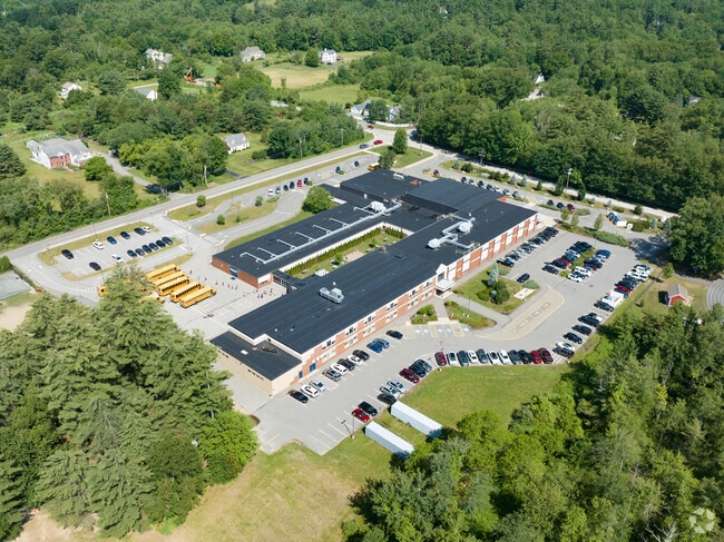 There are 14.1 students per teacher at Mckelvie Intermediate School.