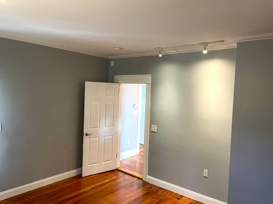 67 Wheatland St unit 1, Somerville, MA 02145 - photo 1