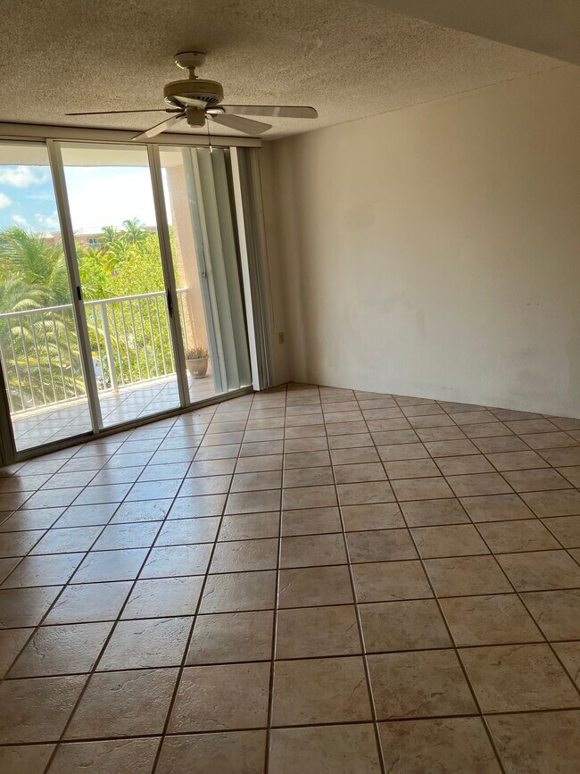 Las Salinas Condominiums unit N303, Key West, FL 33040 - photo 3