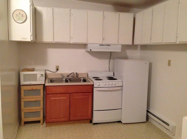 688 Nebraska St unit Studio 5, Vallejo, CA 94590 - photo 3