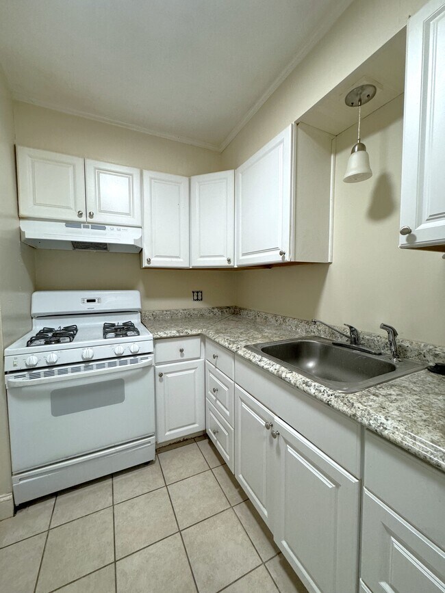 580 Bridge St Unit 12, Weymouth, MA 02191