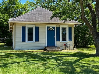 1016 W Jefferson St, Brenham, TX 77833