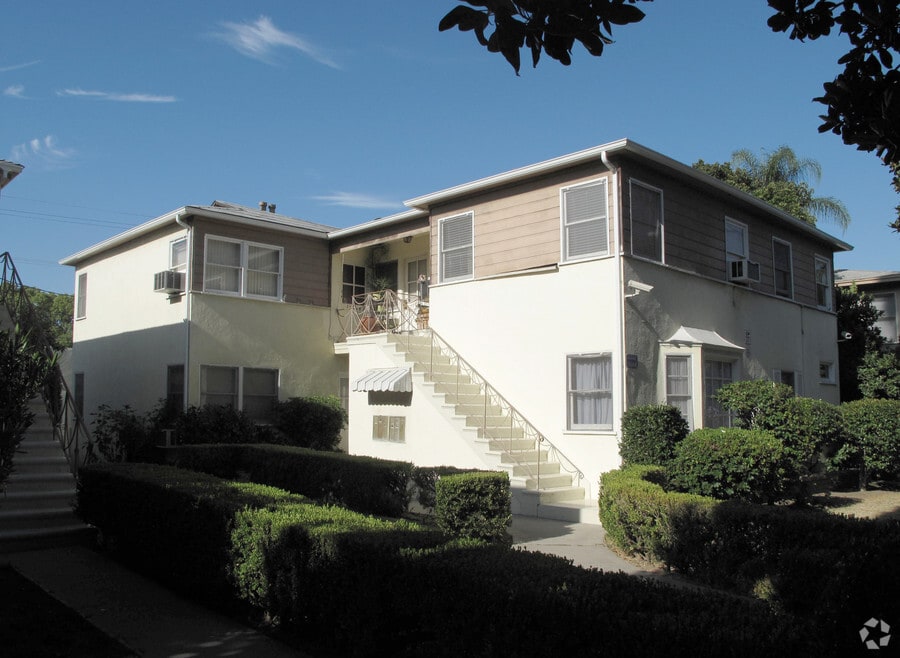 11662 1/2 Chandler Blvd, North Hollywood, CA 91601 - photo 1