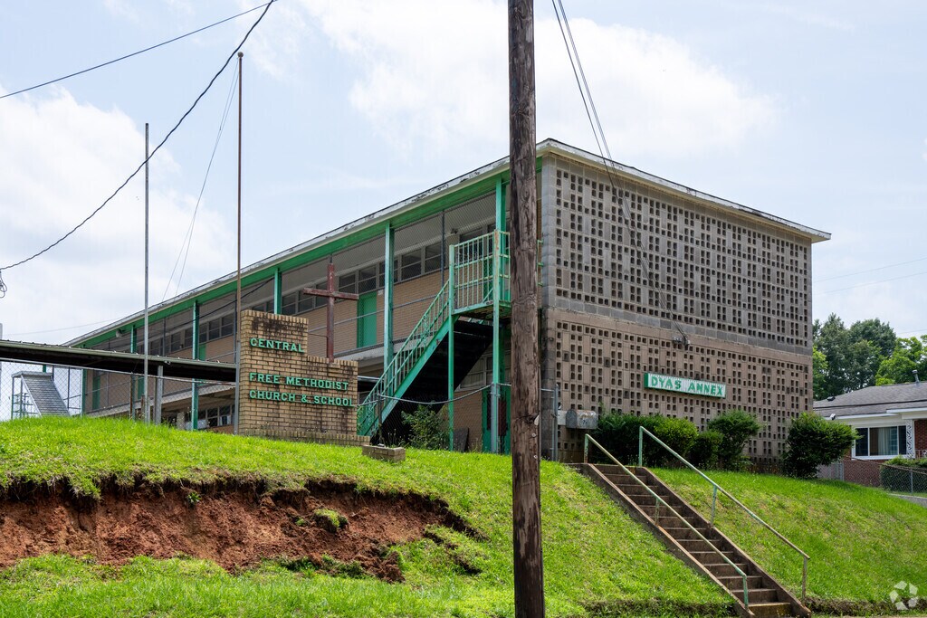 Central Free Methodist School