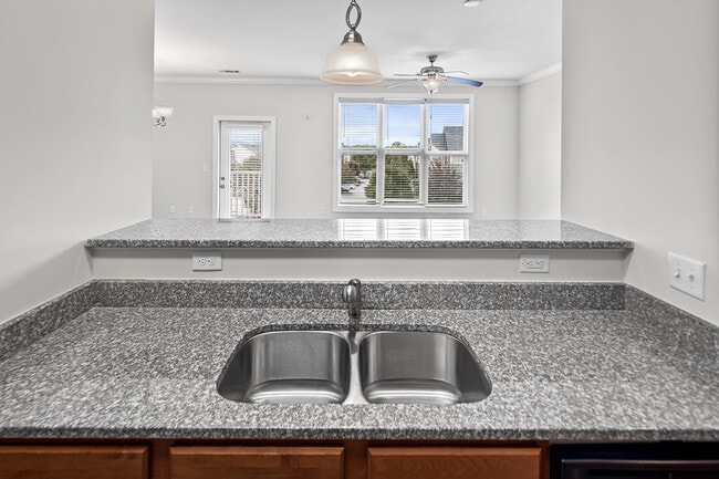 Ballantyne Commons of Hendersonville, Hendersonville, NC 28792 - photo 6