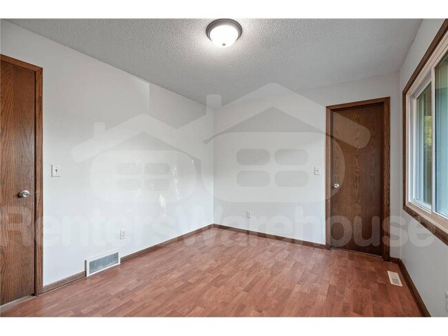 1360 Adams St S, Cambridge, MN 55008 - photo 7