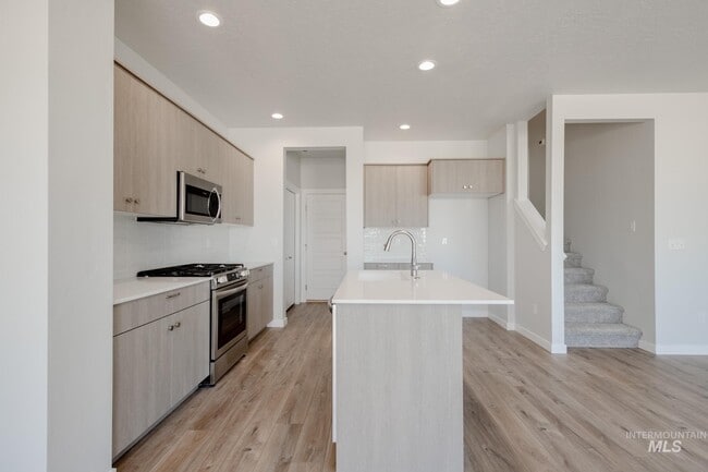 4202 Woodmurra St, Meridian, ID 83642 - photo 5