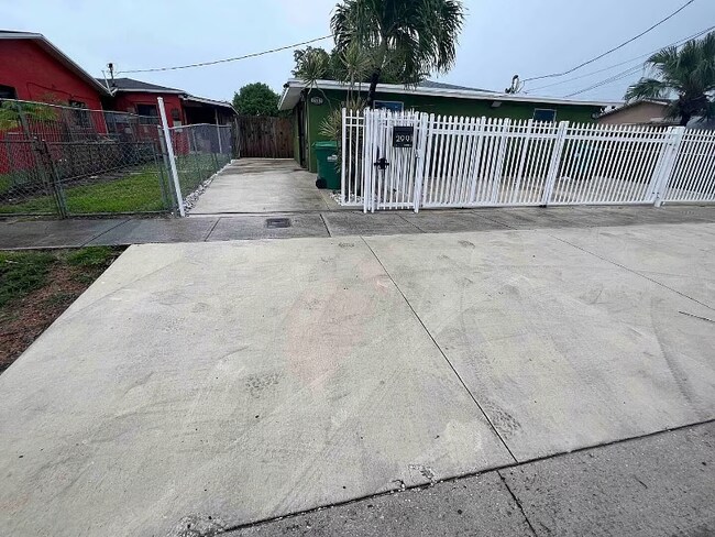 2991 NW 31st Ave, Miami, FL 33142 - photo 3