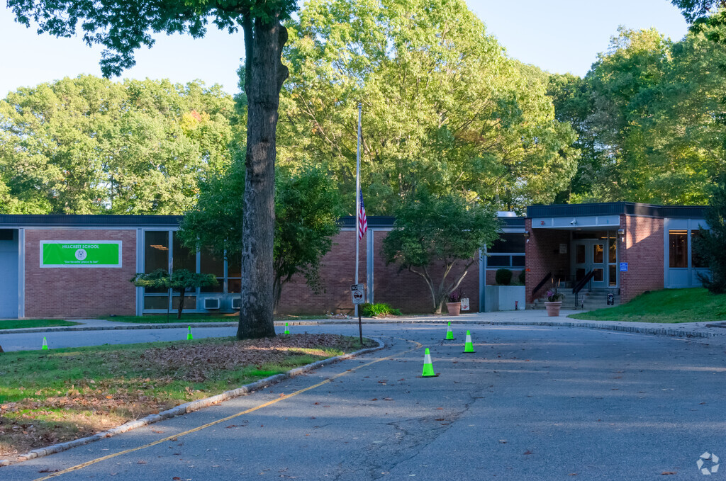 Hillcrest Elementary School serves students in the Morris Township community.