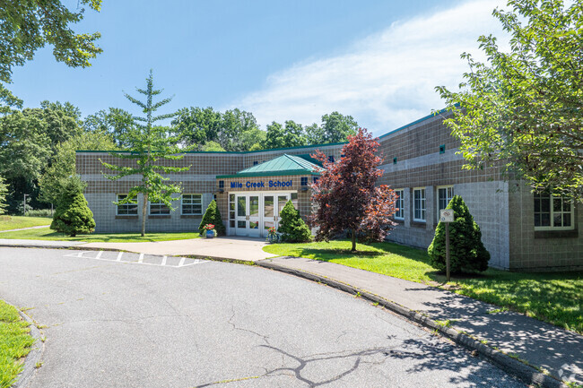 Mile Creek School has an excellent overall Niche score of A.