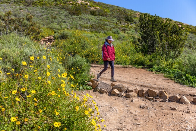 East Elliott is conveniently located near Cowles Mountain, perfect for a challenging hike.