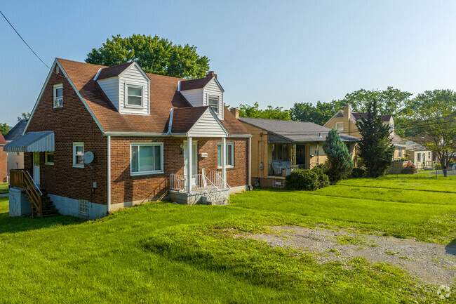 Many Cape cod homes in Chartiers have decent sized front and back yards to let the kids play.
