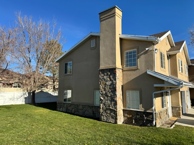 1586 W Compass pt Ln, West Jordan, UT 84084 - photo 2