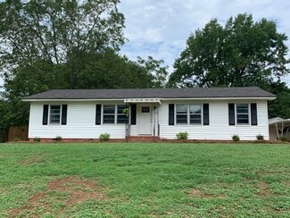 137 Baker St, Monroe, GA 30655