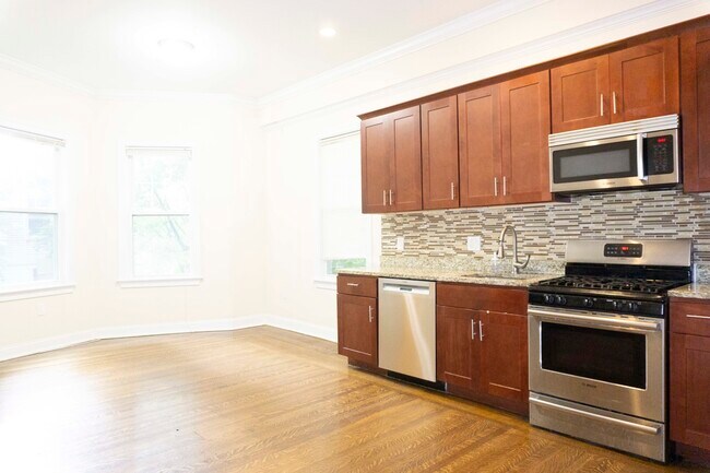 18 Robeson St unit 1, Jamaica Plain, MA 02130 - photo 3