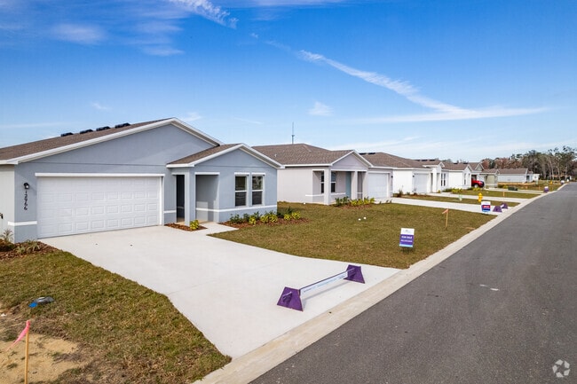 New traditional houses being built all over Belleview like in upcoming Bennah Oaks.