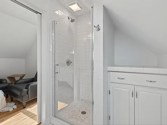 Primary Suite Bathroom