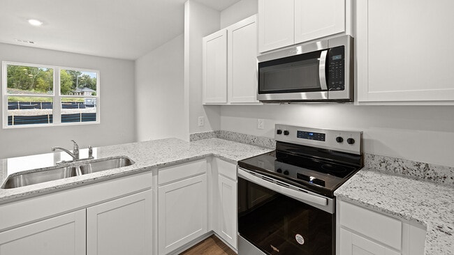 5981 Skylar Dr SW, South Fulton, GA 30331 - photo 7